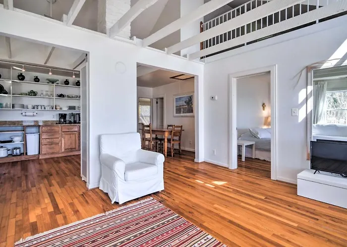 Chesapeake Bay Vacation Rental W/ Boat Dock!