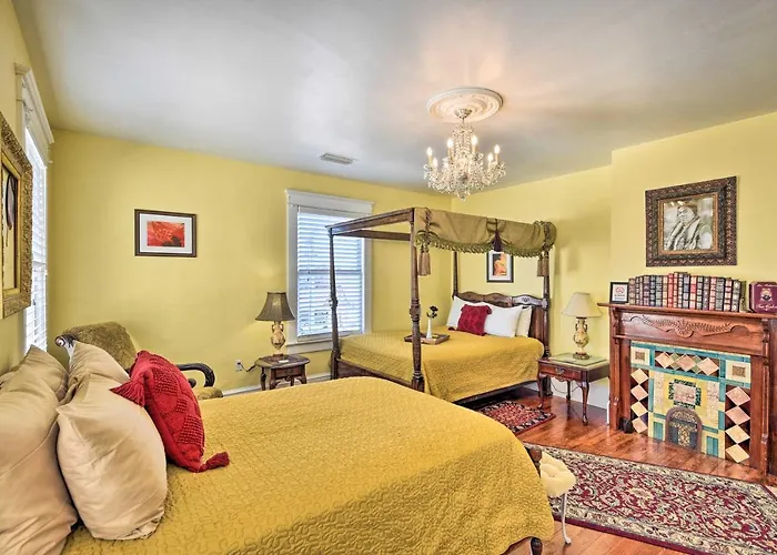 Downtown Daytona Beach Unit: Walk To Halifax River