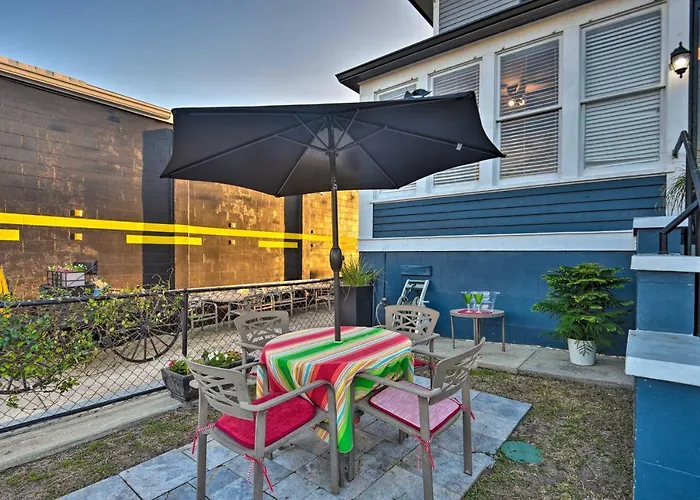Historic Home < 2 Mi To Daytona Beach & Pier!