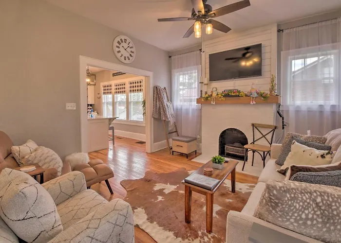 Modern, Sun-Lit Retreat W/ Fire Pit & Yard!