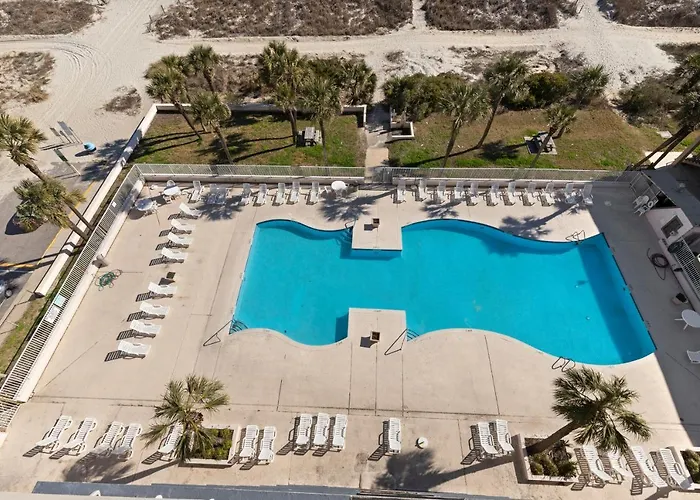 Ocean Crest Inn And Suites