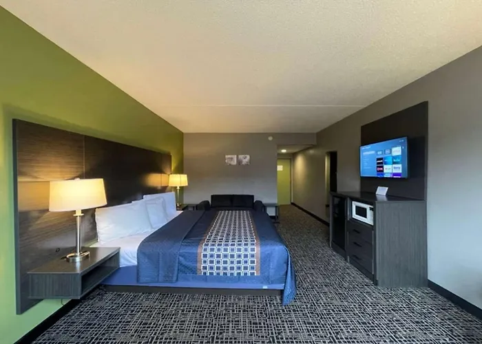 Wingate By Wyndham Lake George