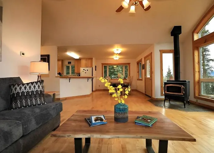 3 Bedroom Home With Amazing Views 11 Mi From Denali