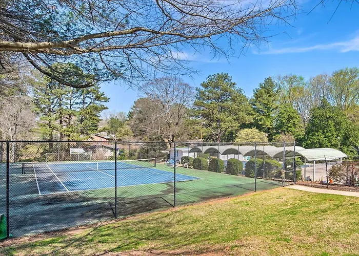 Decatur Eco-Farm Apt: 12 Mi To Atl Sights & Arenas