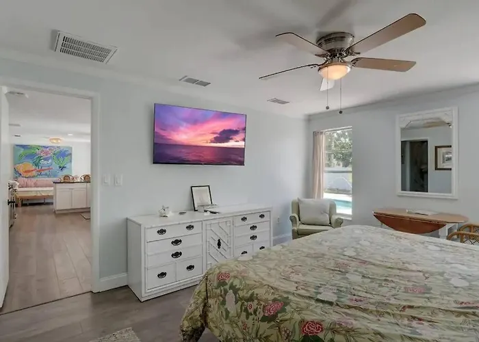 Central Naples Pool Home