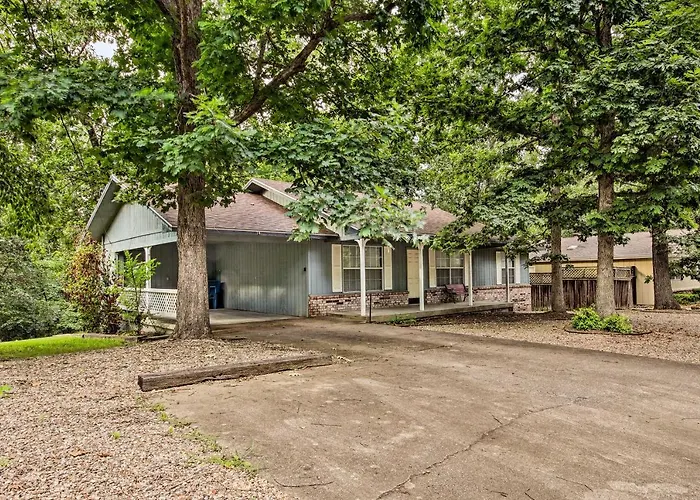 Bella Vista Home Base Near Mtn Biking & Golf!