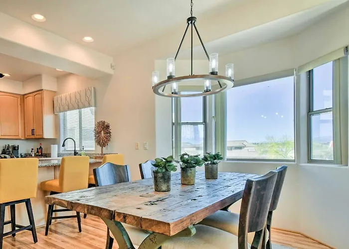 Pool Access: Mountain-View Condo In Fountain Hills
