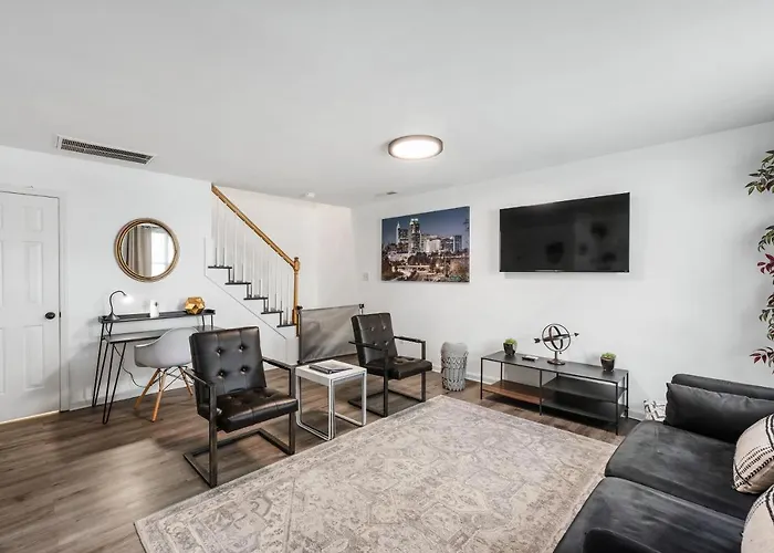 Dtprivacy*Kidsfriendly*Petfriendly*300M*Walkable