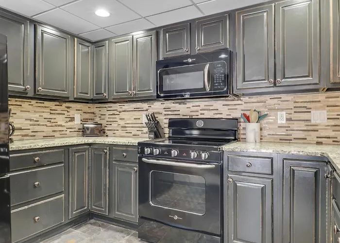 691 Disciples Village Condo