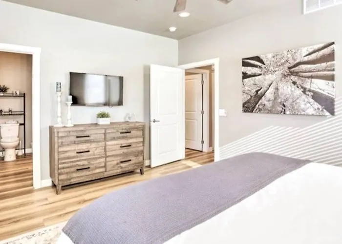 New! Cozy & Modern Spearfish Home Near Downtown!