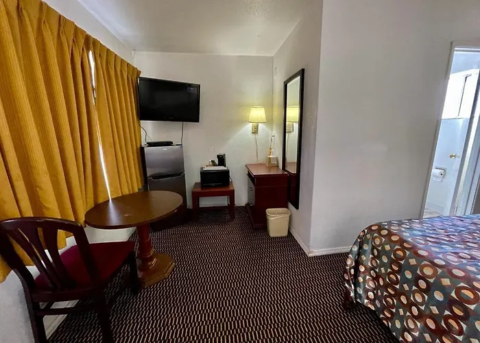 Desert Inn