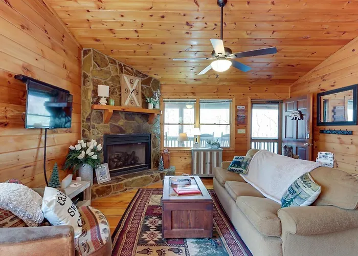 Private Hot Tub! 'Cherry Beary Den' In Blue Ridge