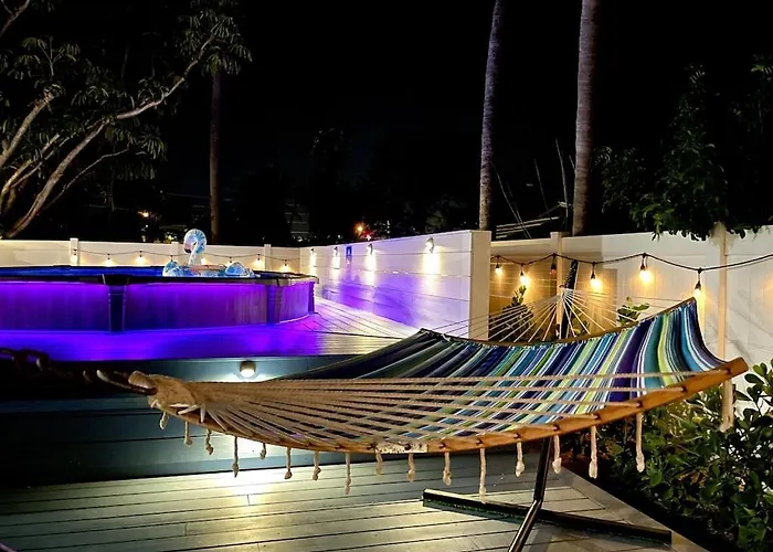 Casa Blue Flamingo - In The Florida Keys - Minutes From The Beach