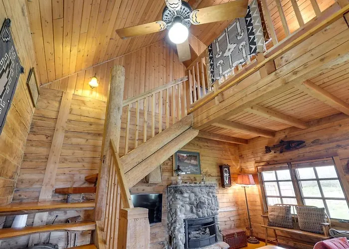 Private Hot Tub: 'Blue Sky Cabin' In Sequim