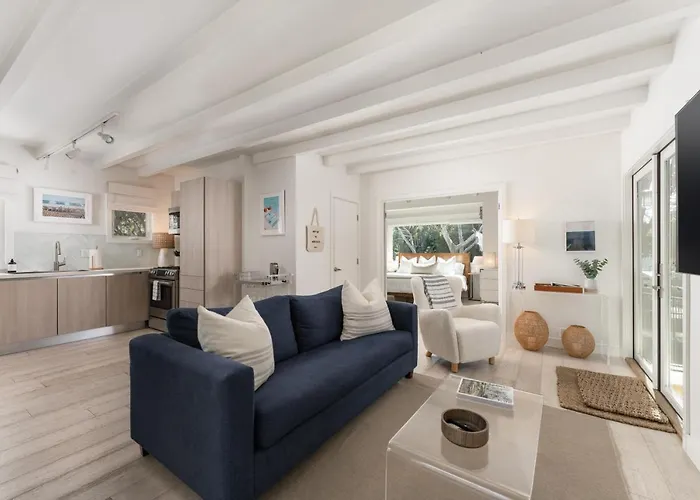 Palm Cottage