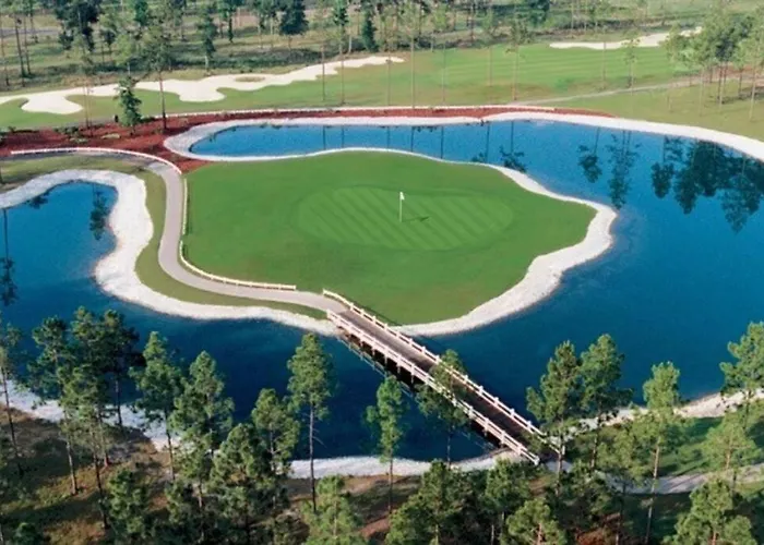 Booking Fast! Golf, Beach, And Relaxation! A Great Place For All!