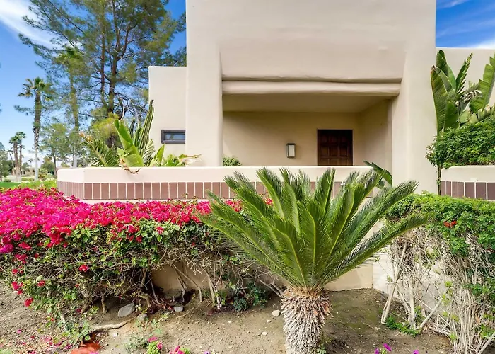 11 Mi To Coachella Valley: Pet-Friendly Home!