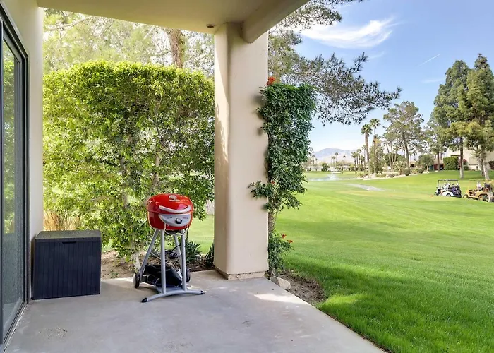 11 Mi To Coachella Valley: Pet-Friendly Home!