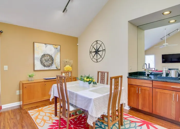 Close To Rehoboth & Dewey W/ Access To 3 Pools!
