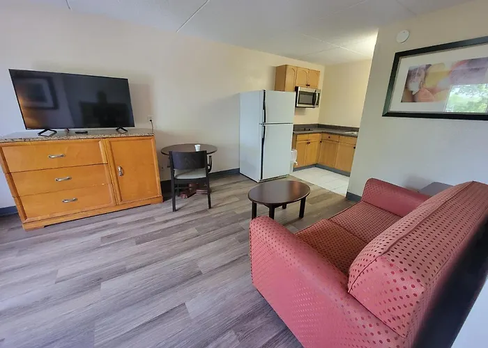 Studio 9 Inn & Suites