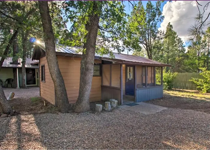 Hidden Rest Cabins And Resort