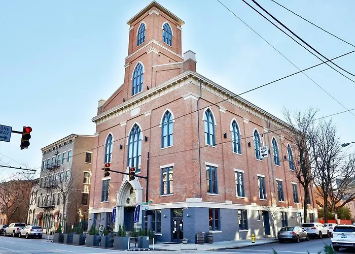 *New* Xquisitemidcenturym0D~ Condo *Otr* W/Parking