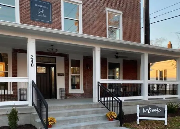 Brickhouse Loft - A Boutique Hotel