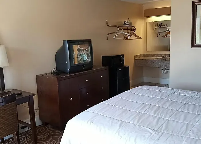 Hilltop Inn Pittsburgh