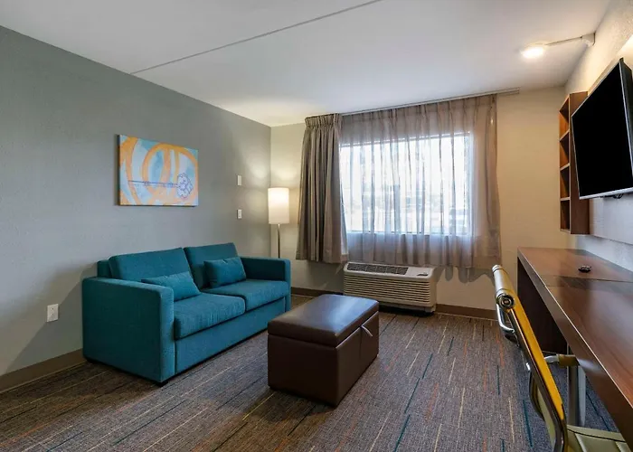 Mainstay Suites Lexington I-75
