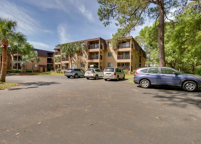 Walk To Pool & Beach: Hilton Head Island Condo!