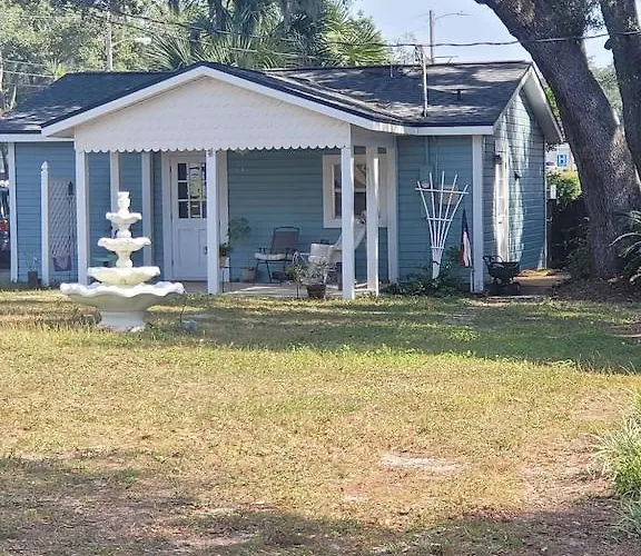 Historic Gwaltney House-Cottage At St Andrew'S Bay