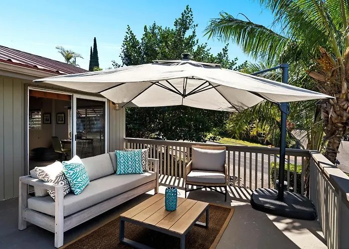 Halekii Sunset Beautiful 4 Bedroom Kealakekua Home