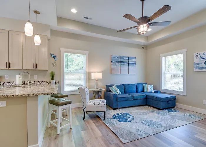 1 Mi To Beach! Ocean Isle Home W/ Shared Lanai