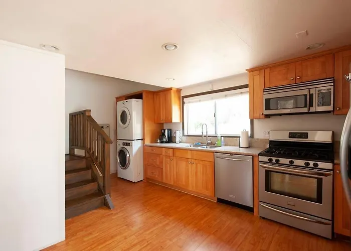 30 Pct Off! Malibu Serene Cottage With King Bed, Beach, Bbq