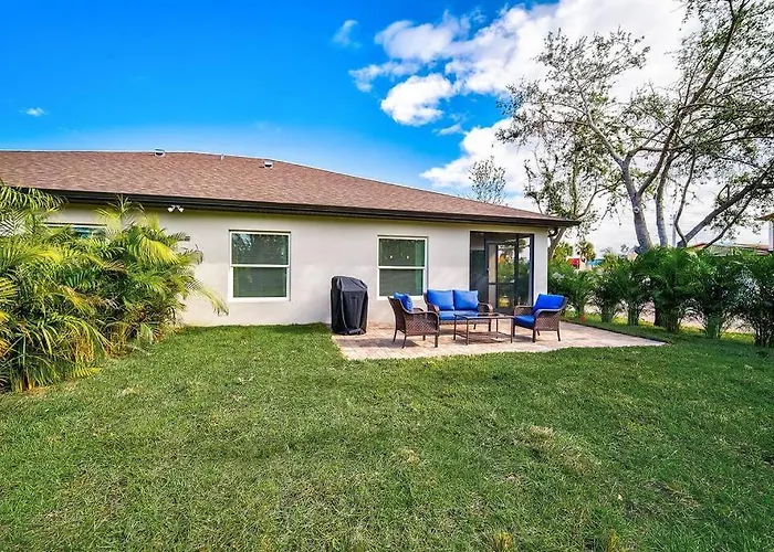 Sw Florida Luxury Modern Retreat, King Bed Suite , Close To Beaches / Golfing / Fishing / Air Ports , 2023 Built