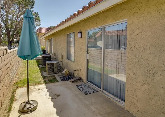 Summer Desert Oasis! Pool, Patio & Fast Wifi