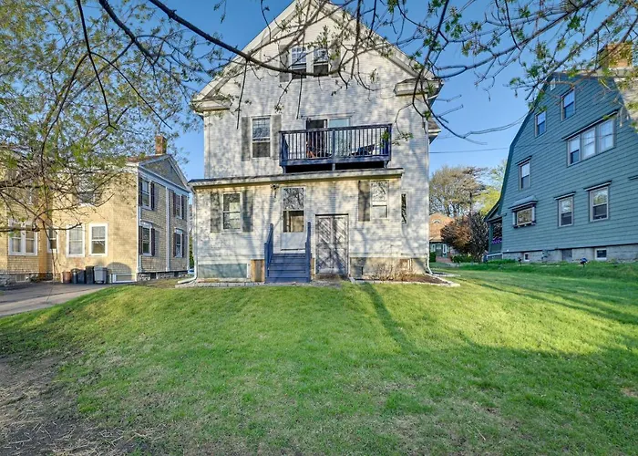 Spacious Historic Home In The Berkshires!
