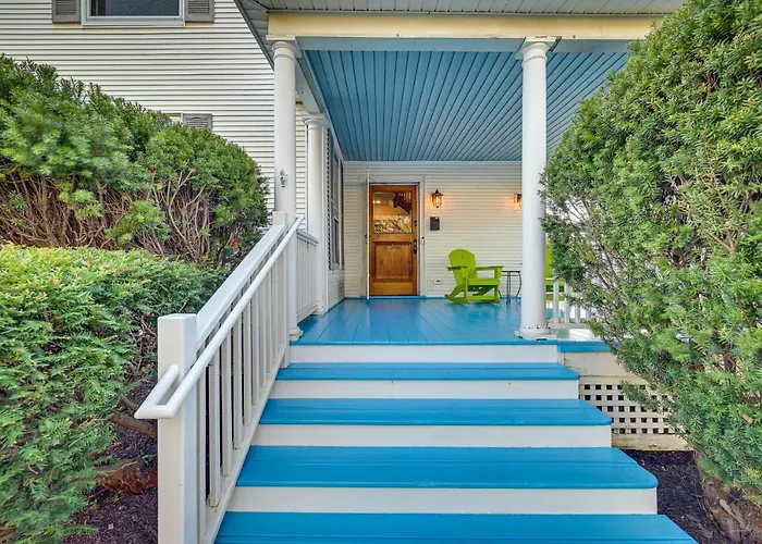 Spacious Historic Home In The Berkshires!