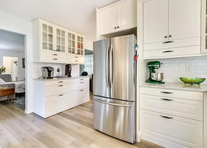 Walk To Lakes! Tropical Escape In Mount Dora