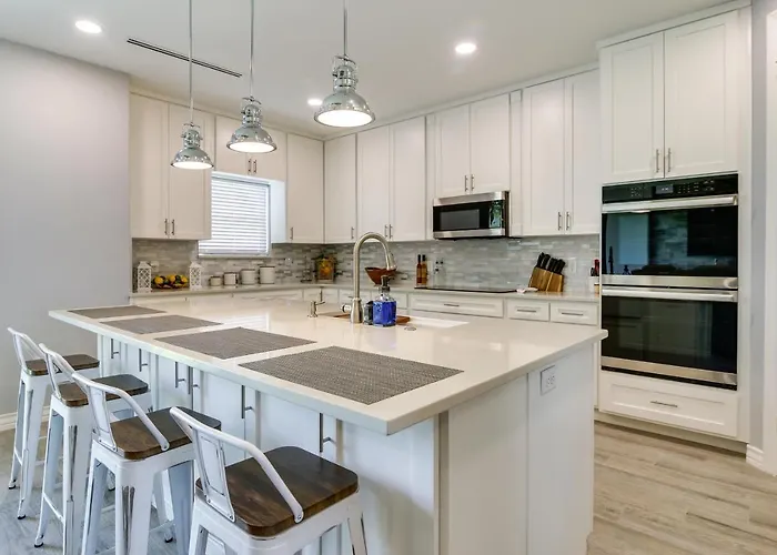 Picturesque Texas Gulf Coast Home In Port Isabel!