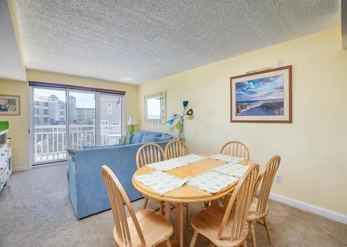 1B/1B Condo With Ocean Views, Resort Style, Free Wifi, Few Steps To The Beach!!