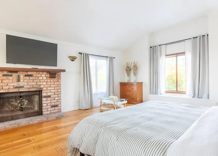 30 Pct Off! Malibu Romantic Suite, Ocean View, Beach