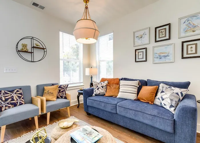 1 Mi To Downtown: Modern Ocean Springs Cottage