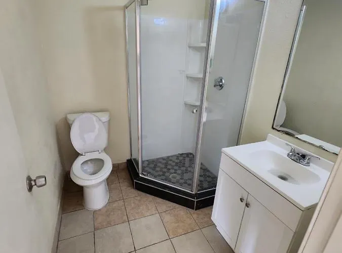 Hometown Inn And Suites