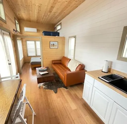 Grand Canyon Hideaway Tiny Home