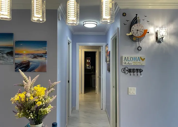 Amazing Waikiki Beach Condo 2Bed2Bath+Free Parking