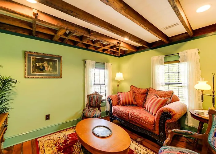 Victorian New Bern Vacation Rental In Downtown!