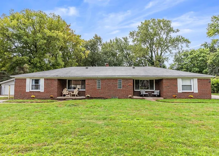 Duplex Style Home In Shelby Township- 2 Flats