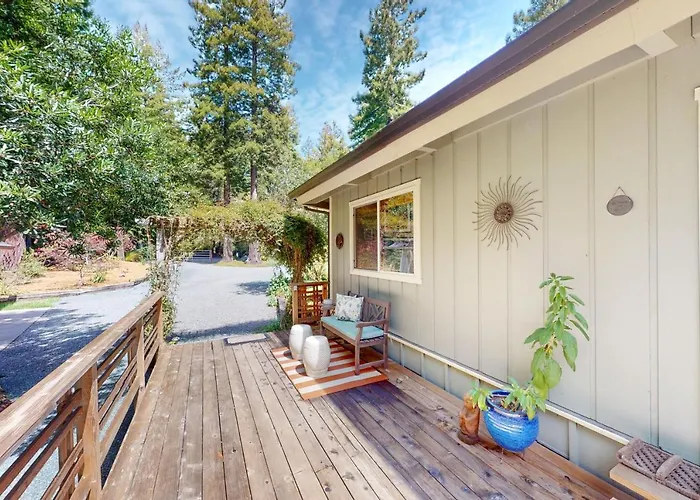 Mendocino Cozy Cabin-Large Patio Grill & Garden