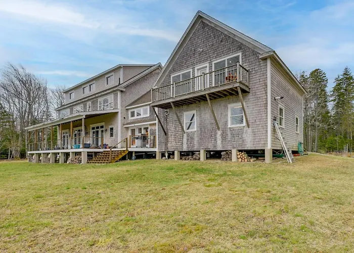 Waterfront Deer Isle Apartment W/ Fire Pit